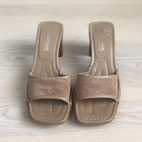 Via Spiga Suede EUC 8.5 Italian Leather SlideShoes - Picture 2 of 8